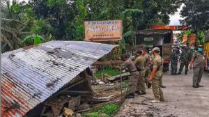 Satpol PP Banjarnegara Bongkar ‘Lapak’ Miras